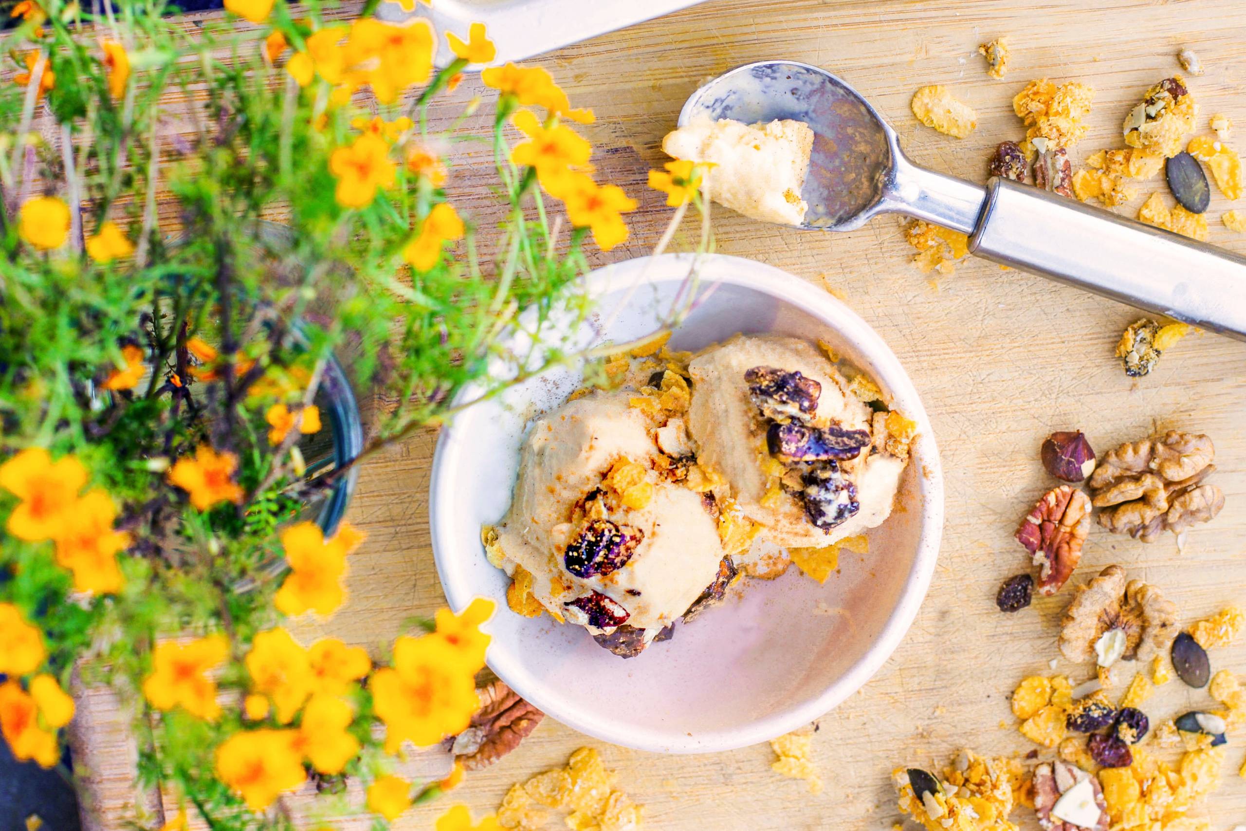 Letnji ukus na rubu usana – domaći sladoled i sočan krem