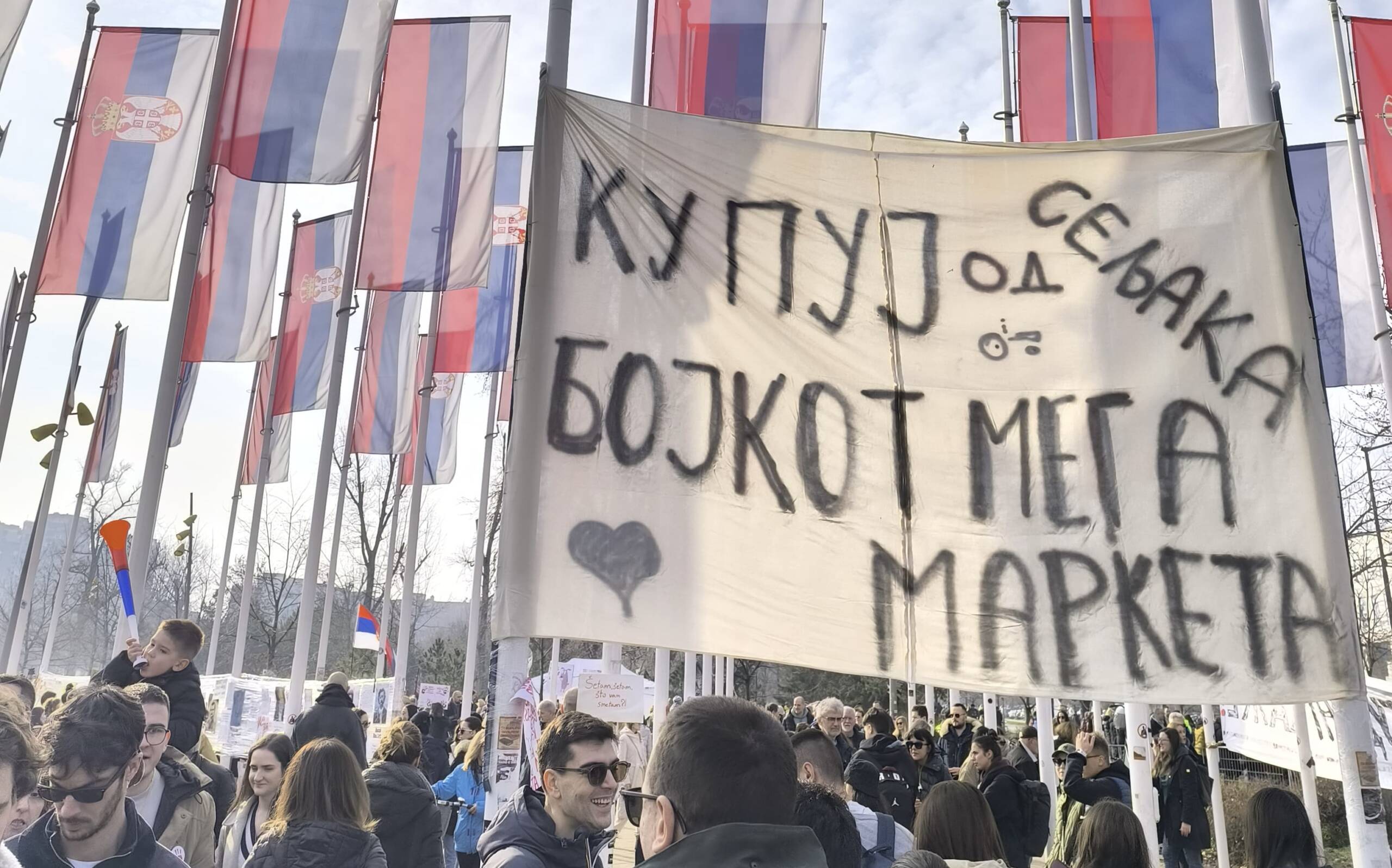 Moda bledi, stil je večan