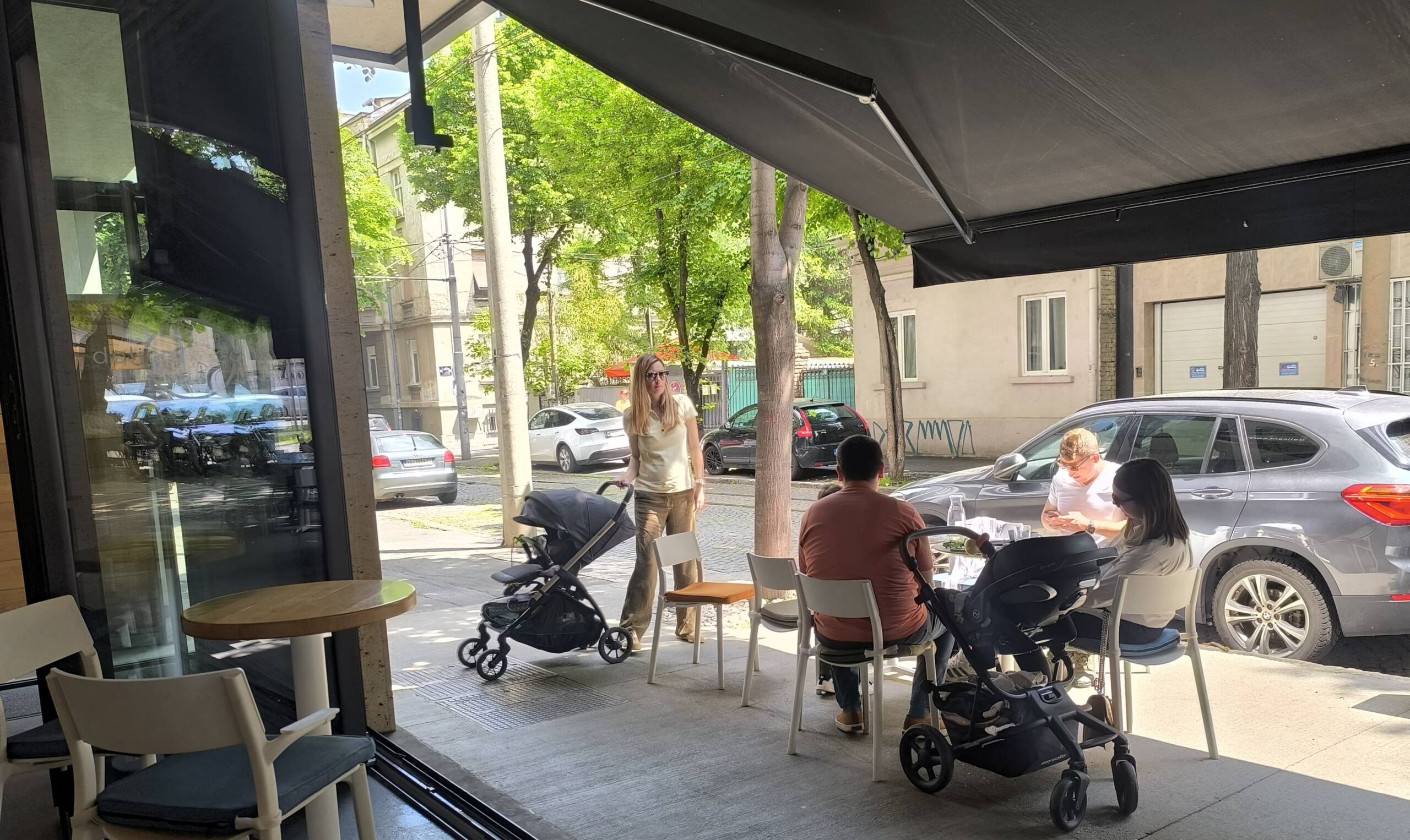 Za trenutke koje delimo sa onima koje volimo – dobrodošli u Delicent